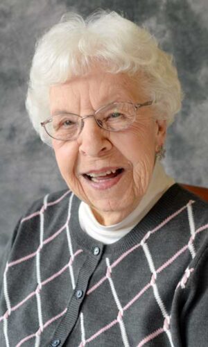 Elayne LaCourt